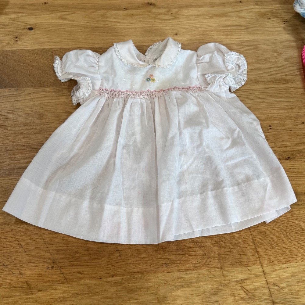 Alison Scott Spencerville Vintage Smocked Baby Dress White Pink 6 Months Floral